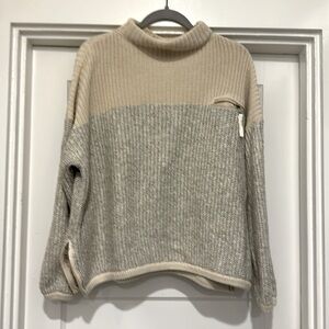 Varley Women’s Sweater Size Medium